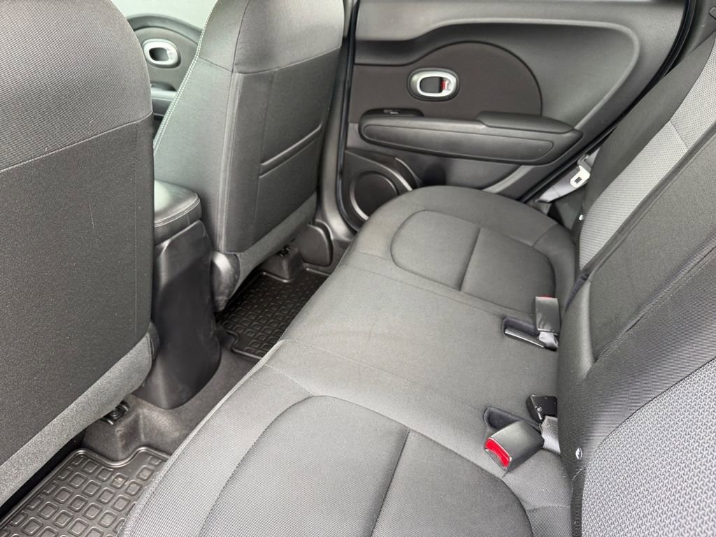 Used 2019 Kia Soul + FWD image 15