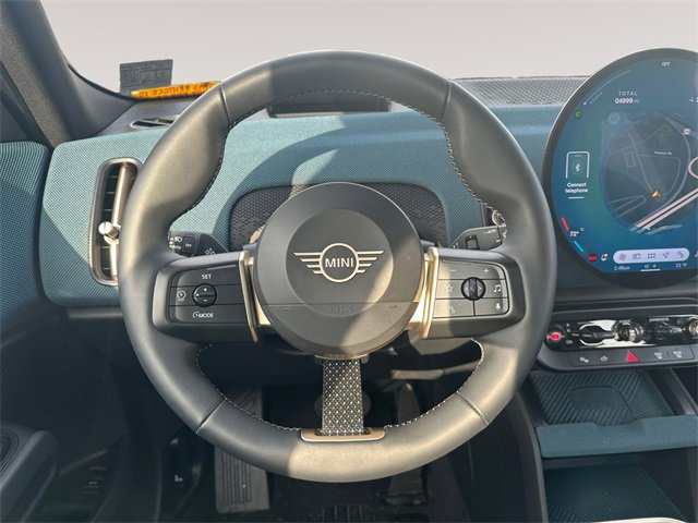 Certified 2025 MINI Cooper Countryman SE image 9