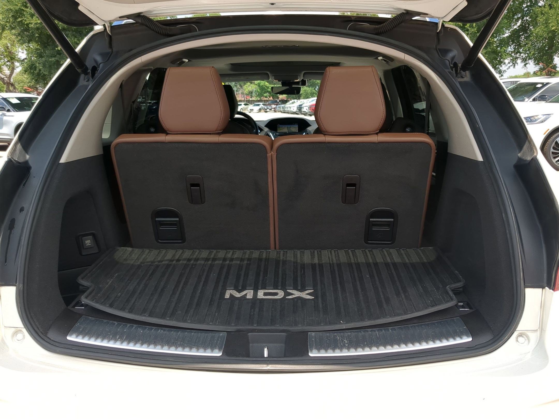 Used 2019 Acura MDX FWD w/ Advance Package image 24