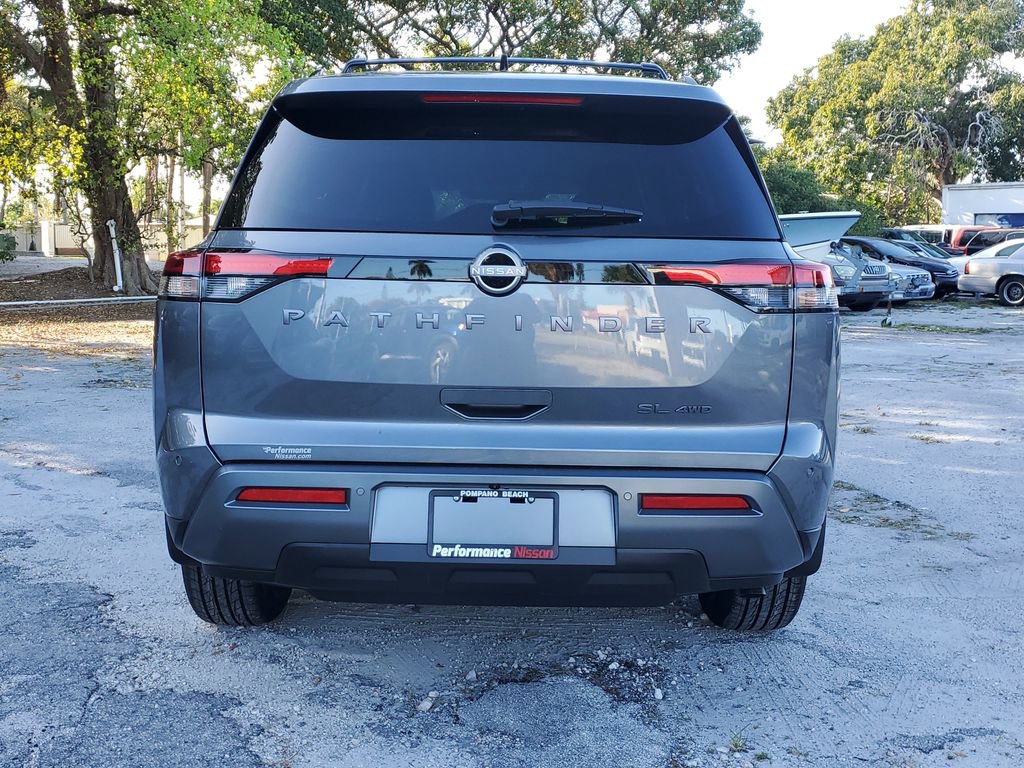 New 2026 Nissan Pathfinder SL image 5