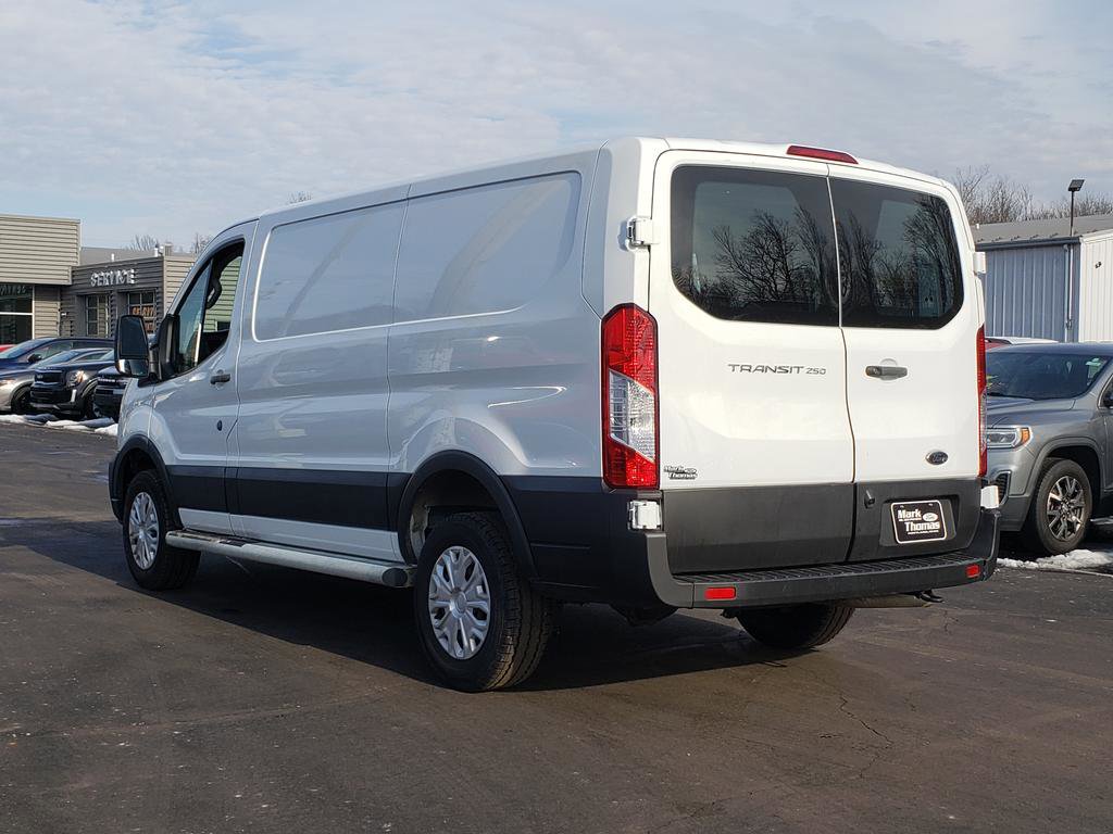 Used 2024 Ford Transit 250 Low Roof w/ Exterior Upgrade Package image 9
