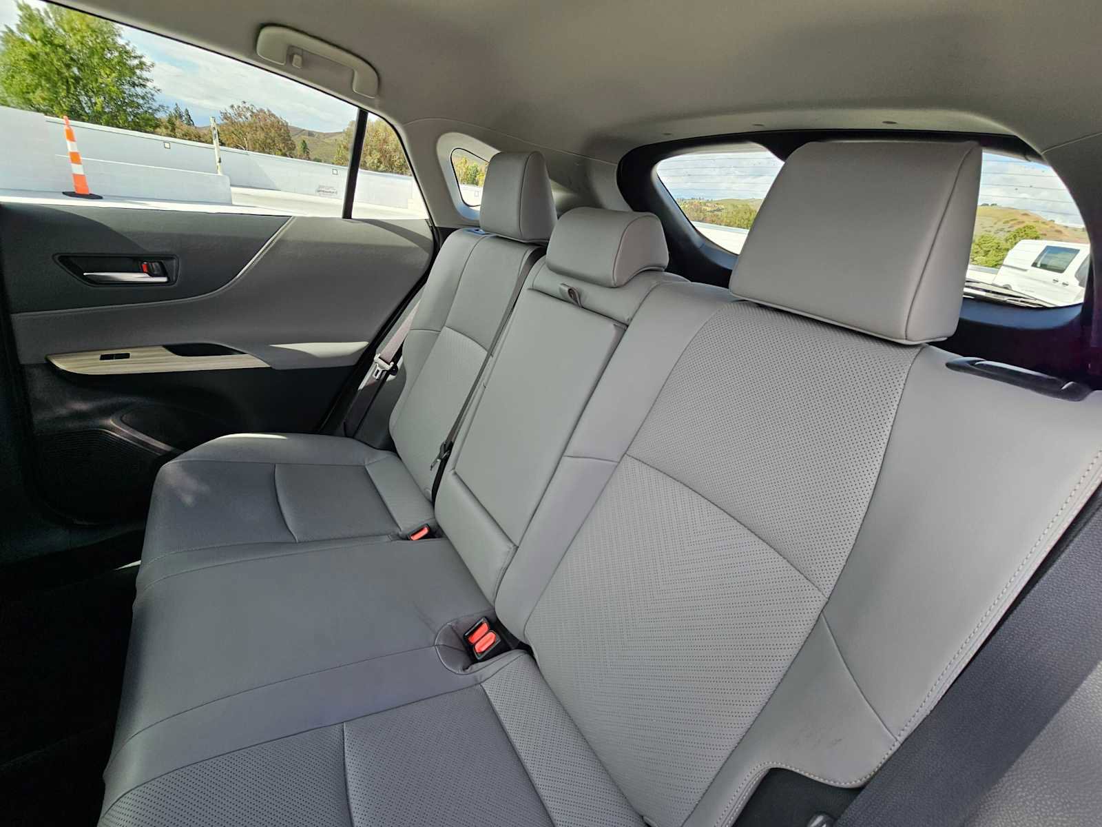 Used 2024 Toyota Venza Limited AWD/4WD image 17