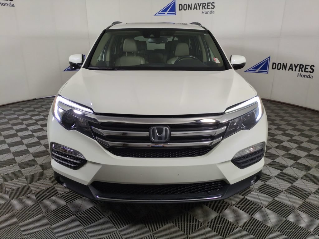 Used 2017 Honda Pilot Touring image 8