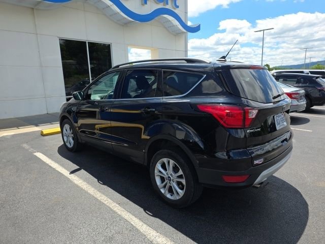 Used 2019 Ford Escape SEL AWD/4WD image 3