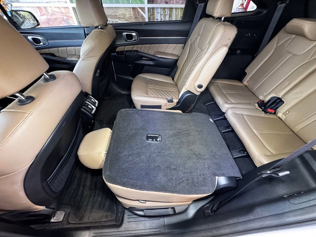 Used 2024 Kia Sorento SX Prestige w/ Olive Brown Leather Package AWD/4WD image 43