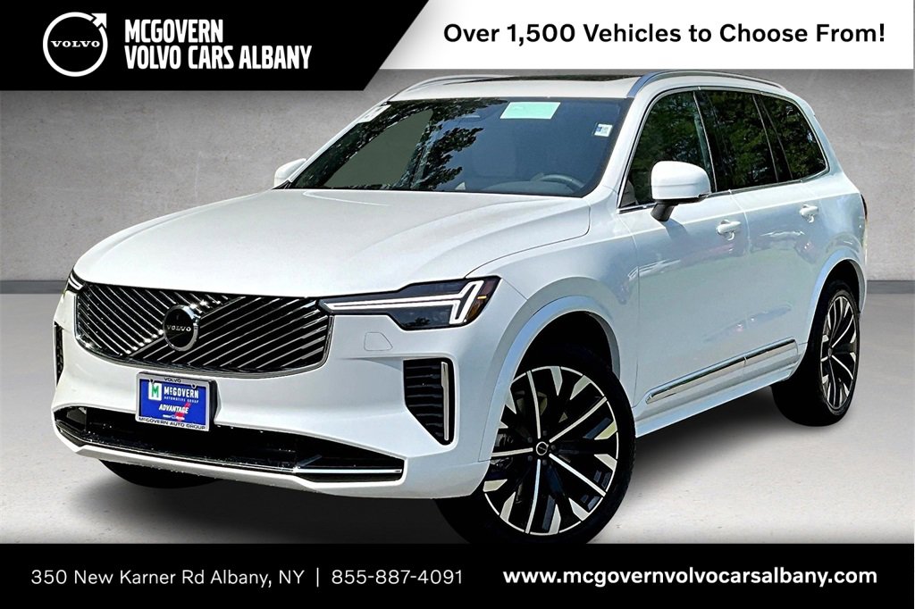 New 2026 Volvo XC90 B5 Core w/ Protection Package
