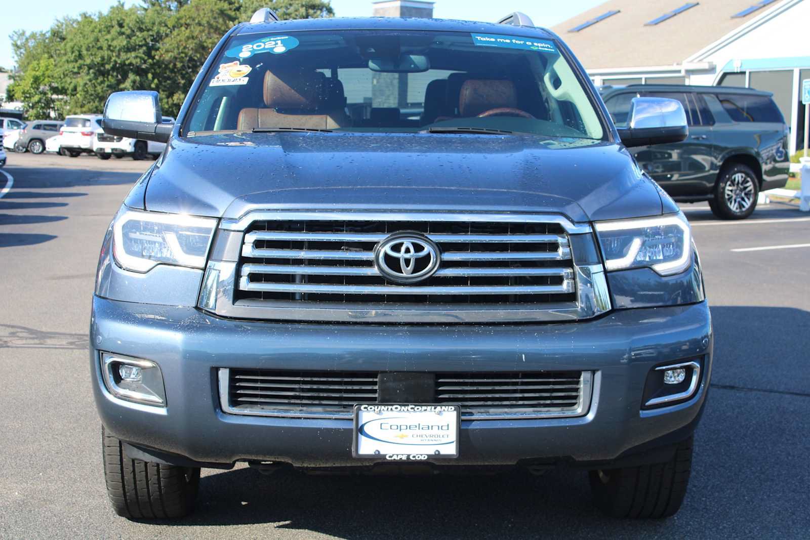 Used 2021 Toyota Sequoia Platinum AWD/4WD image 2