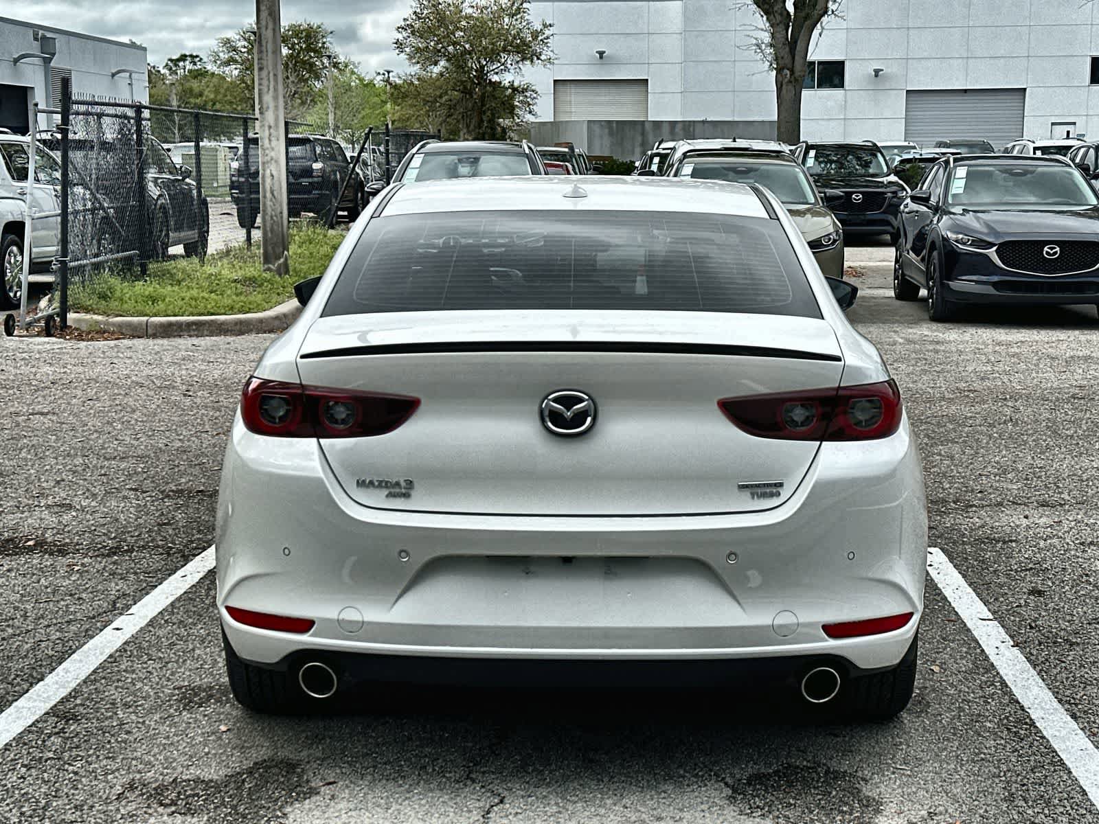 Used 2025 MAZDA MAZDA3 2.5 Turbo Sedan w/Premium Plus image 7