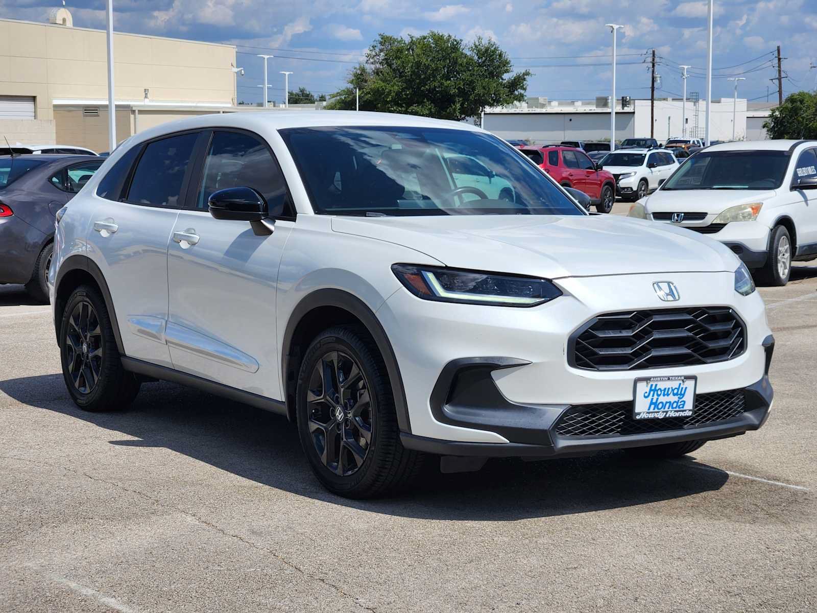 Used 2023 Honda HR-V Sport image 3