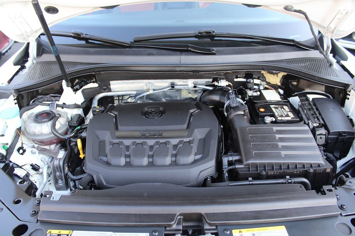 Used 2021 Volkswagen Tiguan SEL Premium R-Line w/ 3rd Row Seat Package AWD/4WD image 38