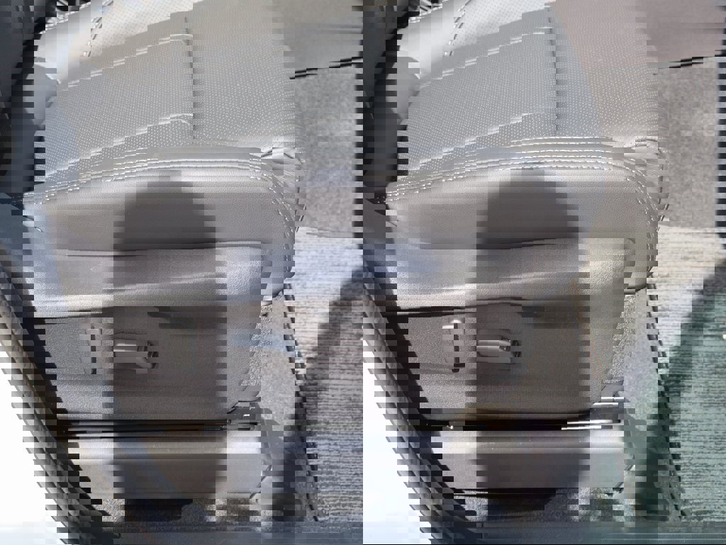 New 2025 Subaru Ascent Touring image 11