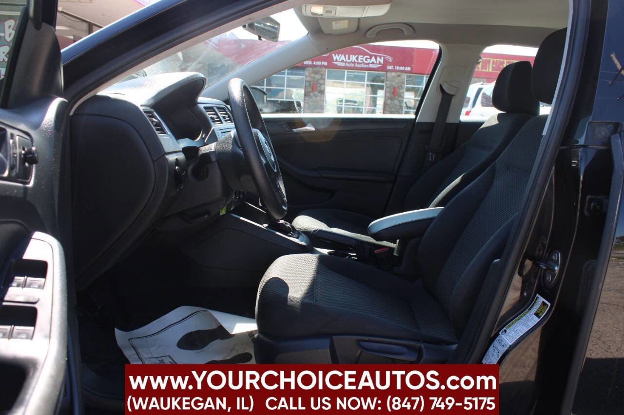 Used 2014 Volkswagen Jetta S image 12