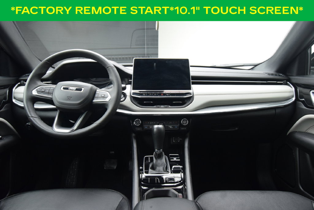 Used 2023 Jeep Compass Limited AWD/4WD image 3