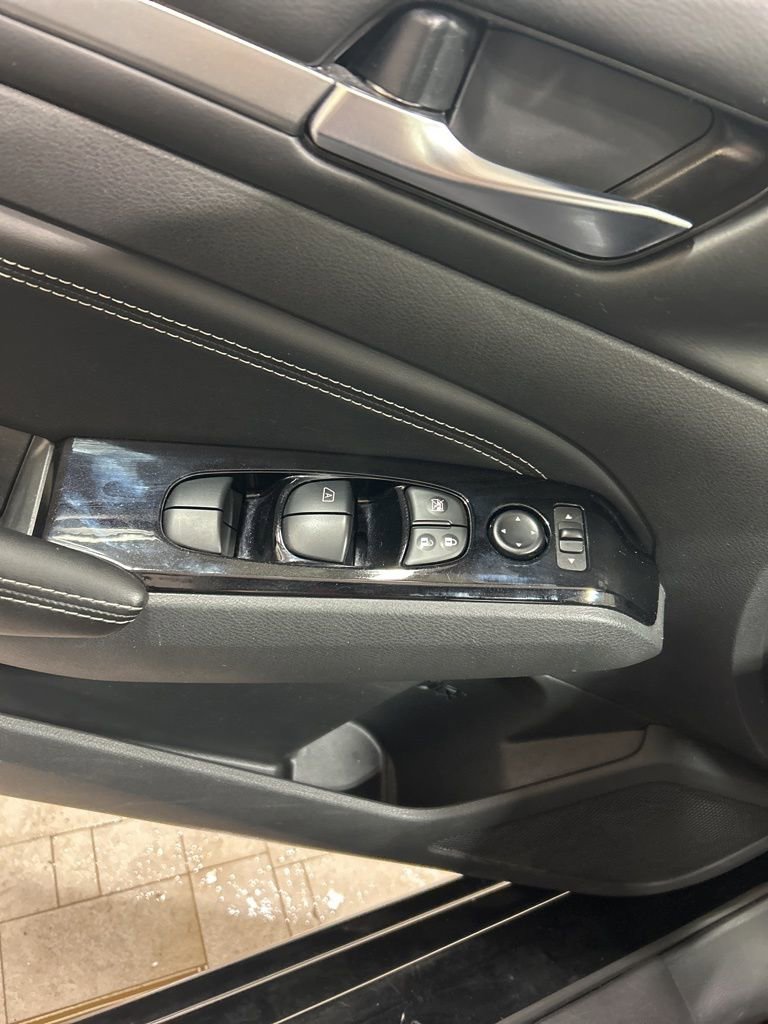 Used 2021 Nissan Altima 2.5 SV w/ SV Premium Package image 19