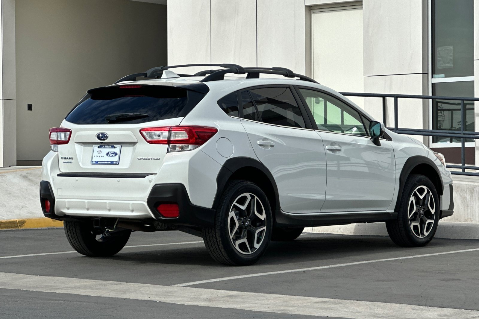 Used 2019 Subaru Crosstrek 2.0i Limited image 3