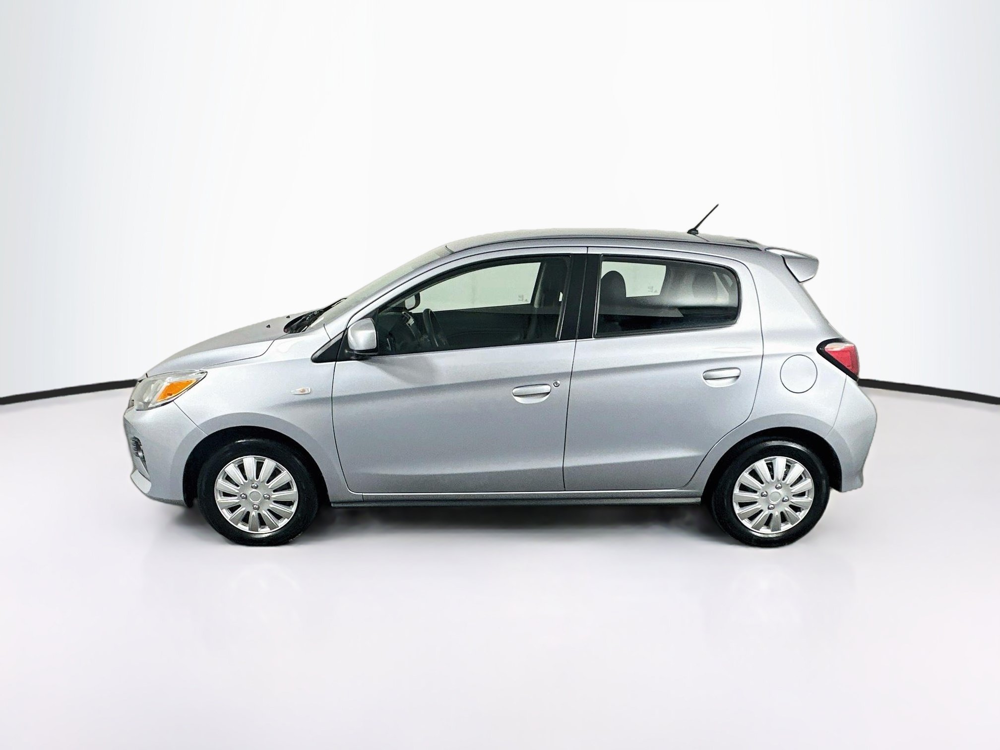 Used 2024 Mitsubishi Mirage ES FWD image 4