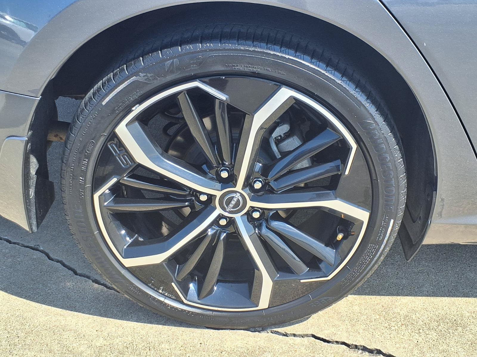 Used 2024 Nissan Altima 2.5 SR w/ SR Premium Package FWD image 9