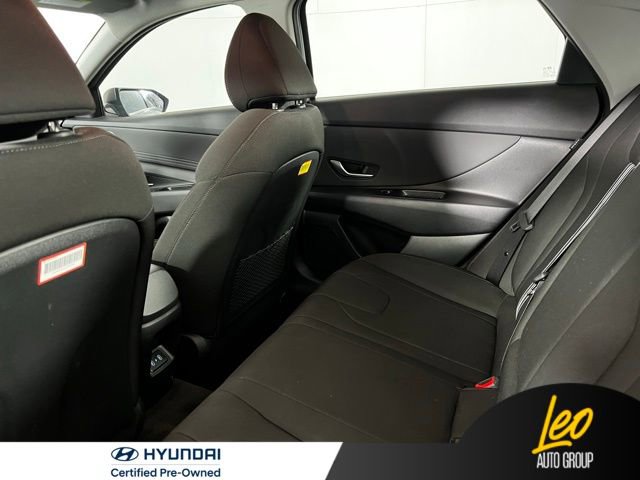 Used 2025 Hyundai Elantra SEL FWD image 18