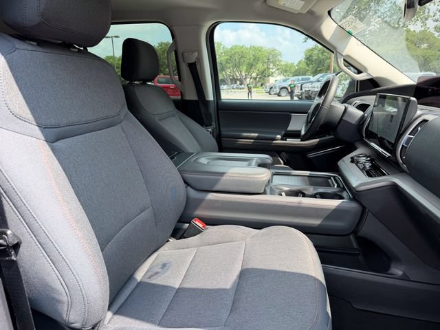 Used 2025 Ford Expedition Max Active RWD image 16