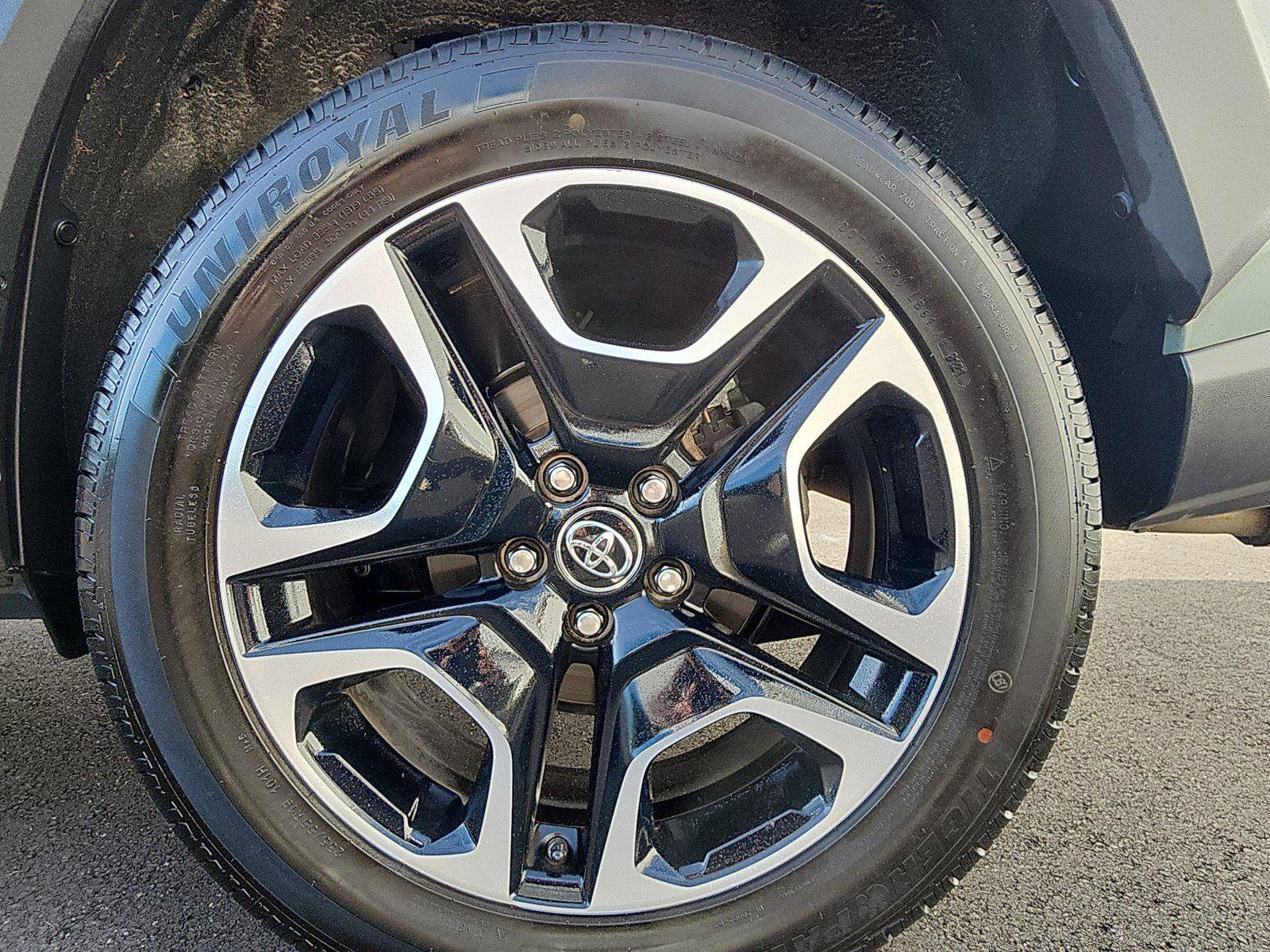 Used 2019 Toyota RAV4 Adventure w/ Cold Weather Package AWD/4WD image 9