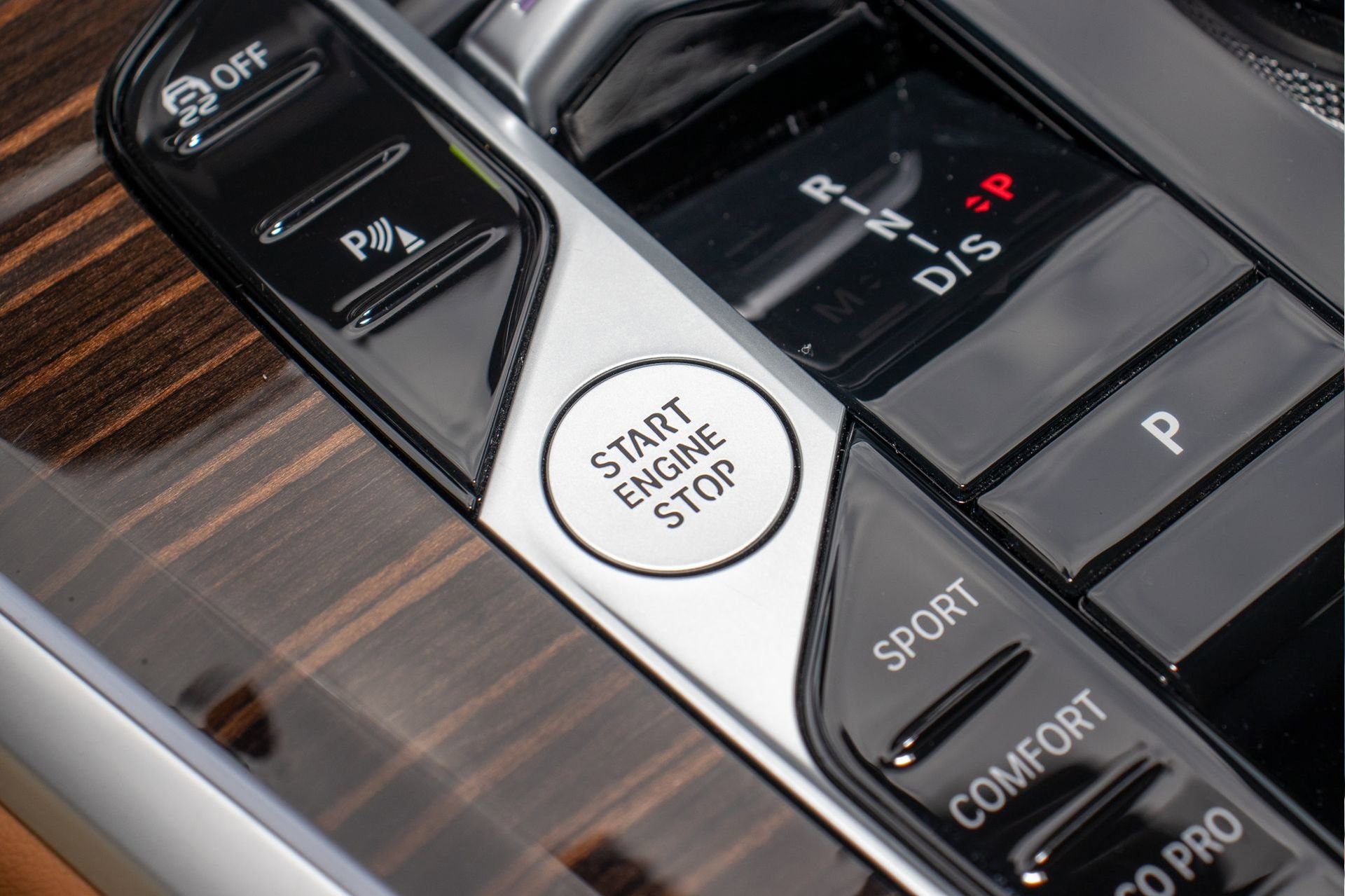 Used 2026 BMW X5 sDrive40i image 33