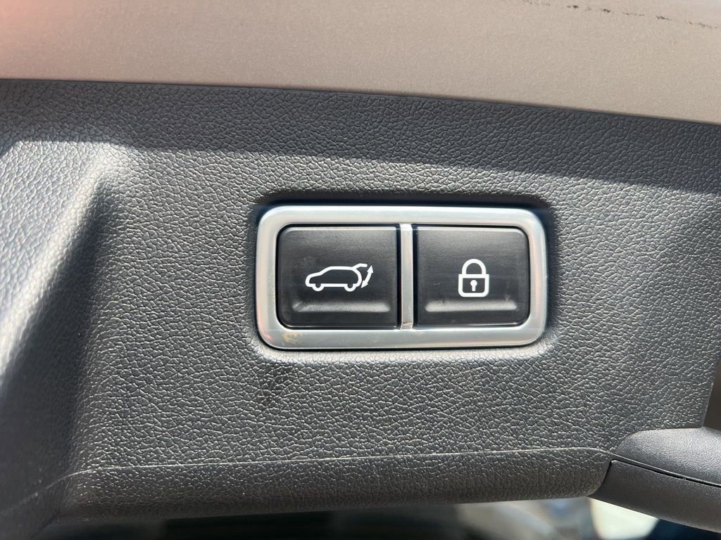 Certified 2023 Kia Sorento EX w/ Panoramic Sunroof Package image 14