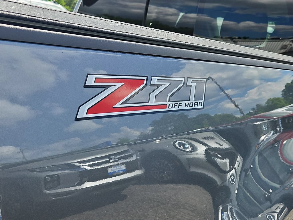 Used 2019 Chevrolet Colorado Z71 AWD/4WD image 13