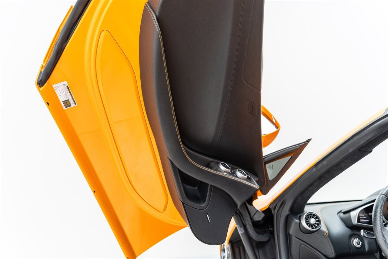 Used 2014 McLaren MP4-12C Spider RWD image 62