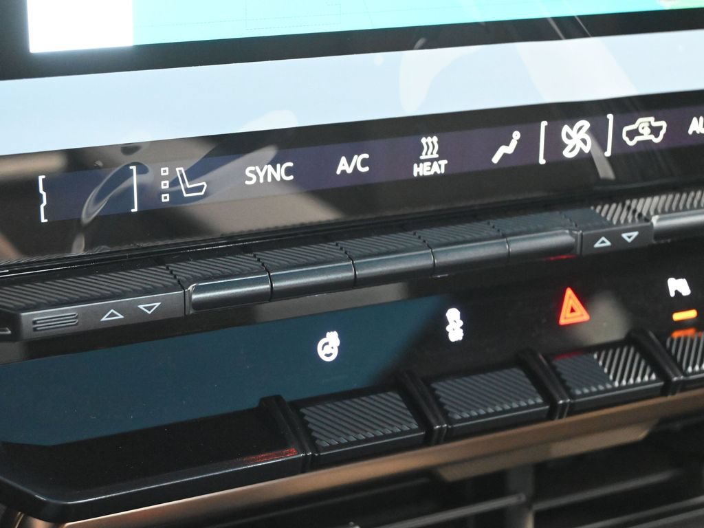 New 2025 GMC Hummer EV 2X AWD/4WD image 28