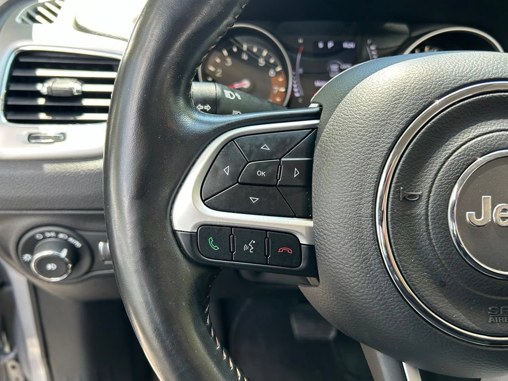 Certified 2020 Jeep Compass Latitude FWD image 21