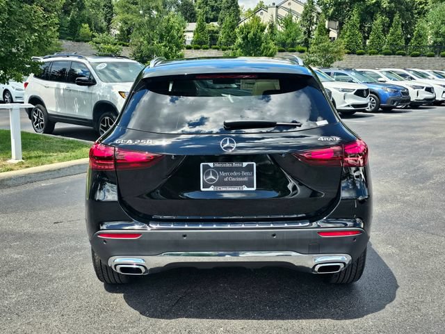 New 2026 Mercedes-Benz GLA 250 4MATIC image 9