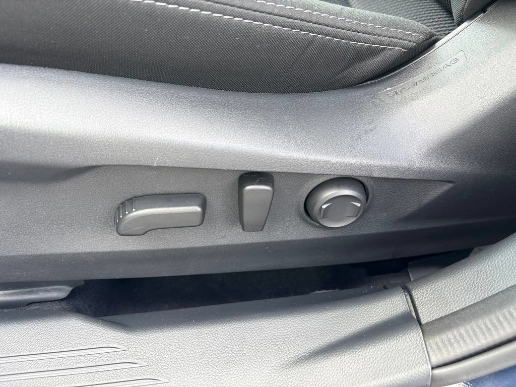 Used 2025 Subaru Legacy Premium AWD/4WD image 17
