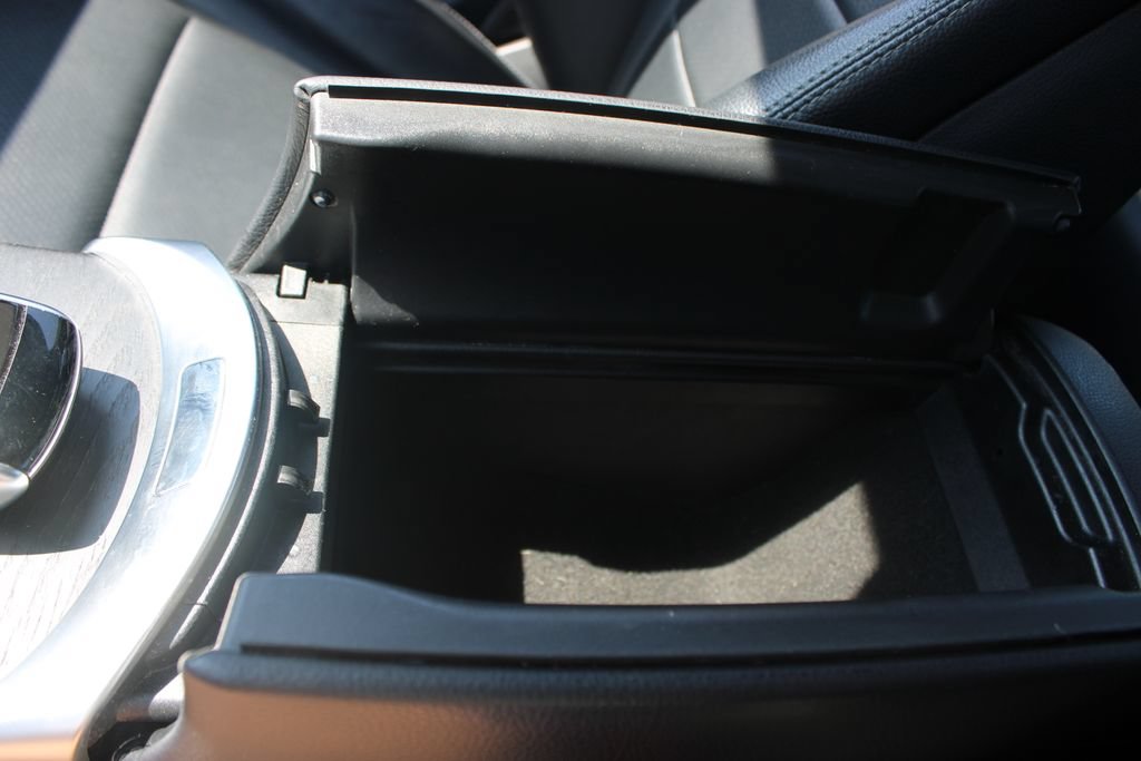 Used 2016 Mercedes-Benz C 300 Sedan image 42