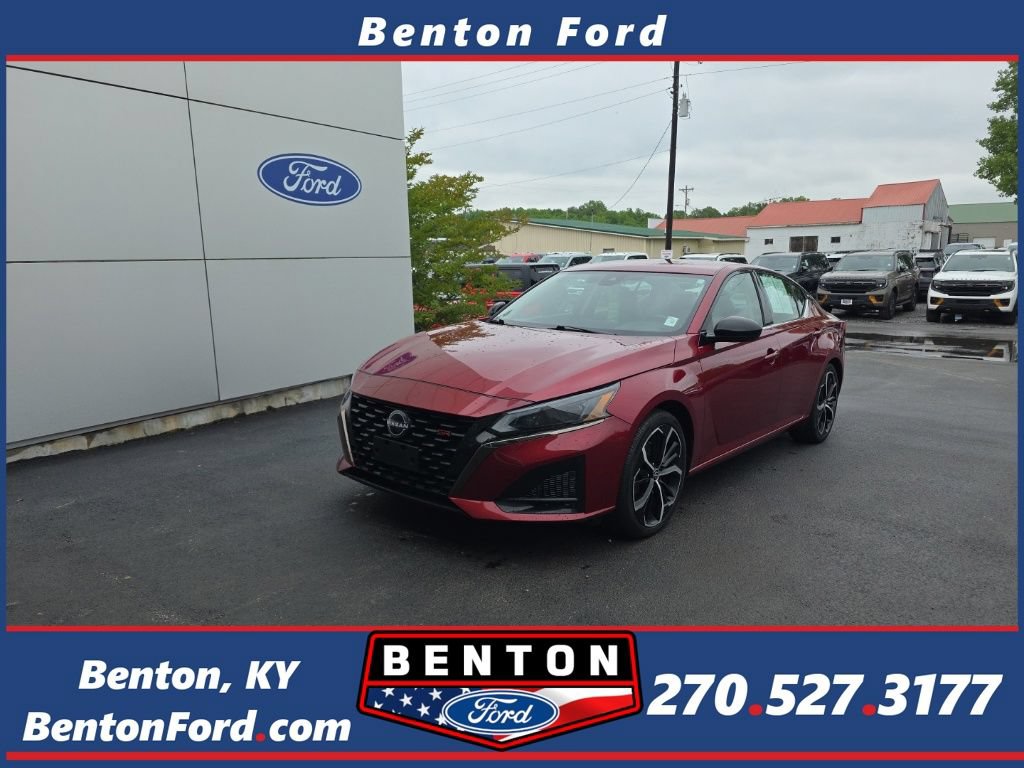 Used 2023 Nissan Altima 2.5 SR FWD video 1