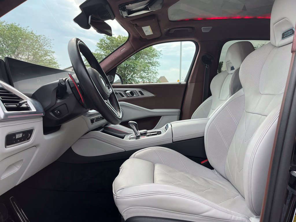 Certified 2023 BMW XM AWD/4WD image 17
