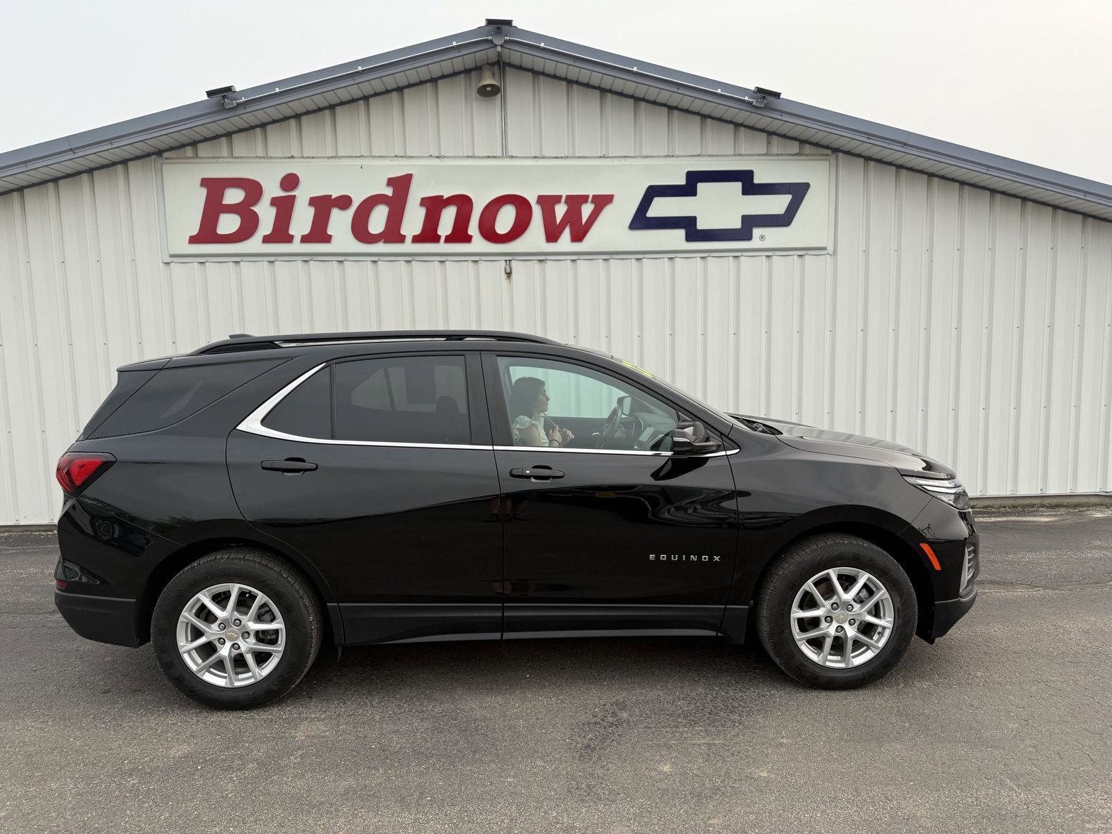 Used 2022 Chevrolet Equinox LT