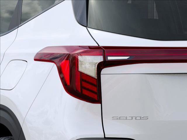 Used 2026 Kia Seltos S image 11