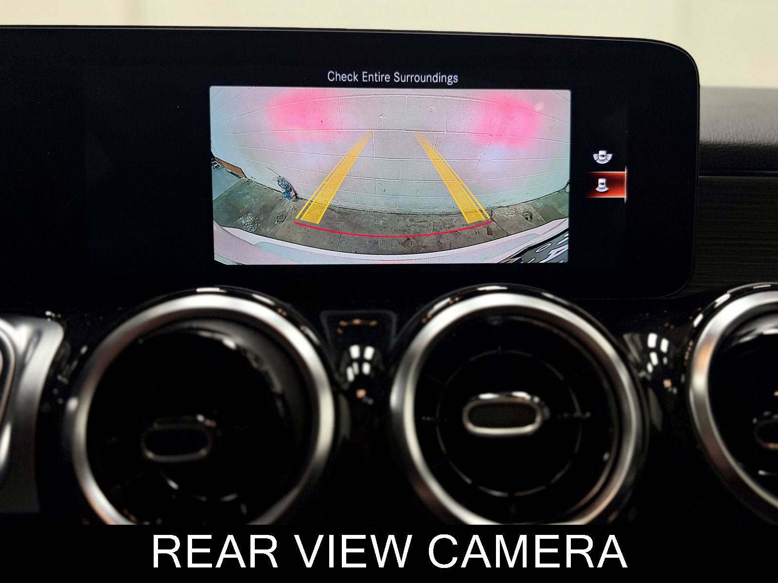 Used 2022 Mercedes-Benz GLB 250 4MATIC image 35