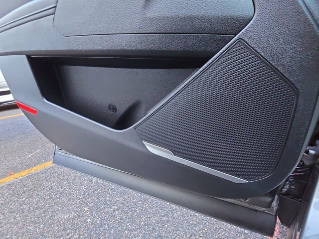 Used 2024 Kia Sportage EX image 19