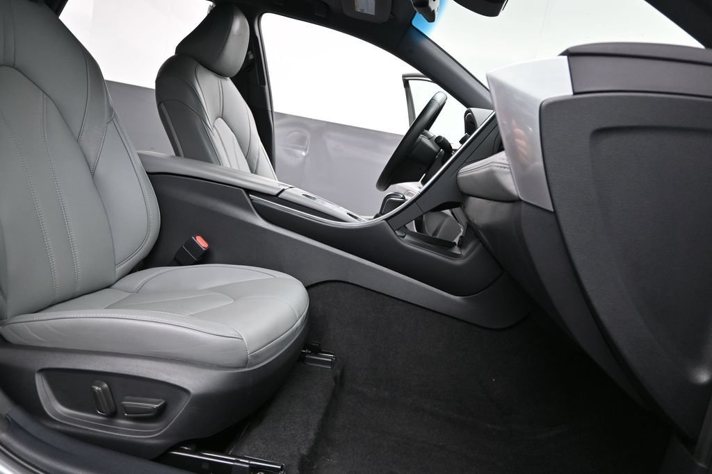 Used 2022 Toyota Avalon XLE w/ Moonroof Package FWD image 19