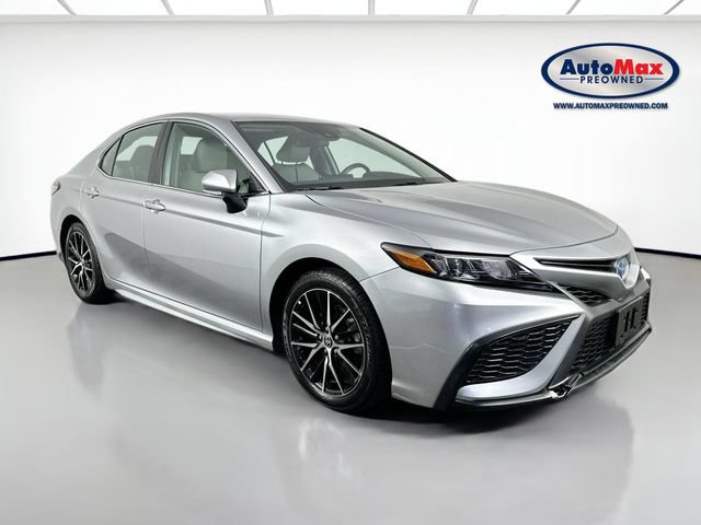 Used 2022 Toyota Camry SE