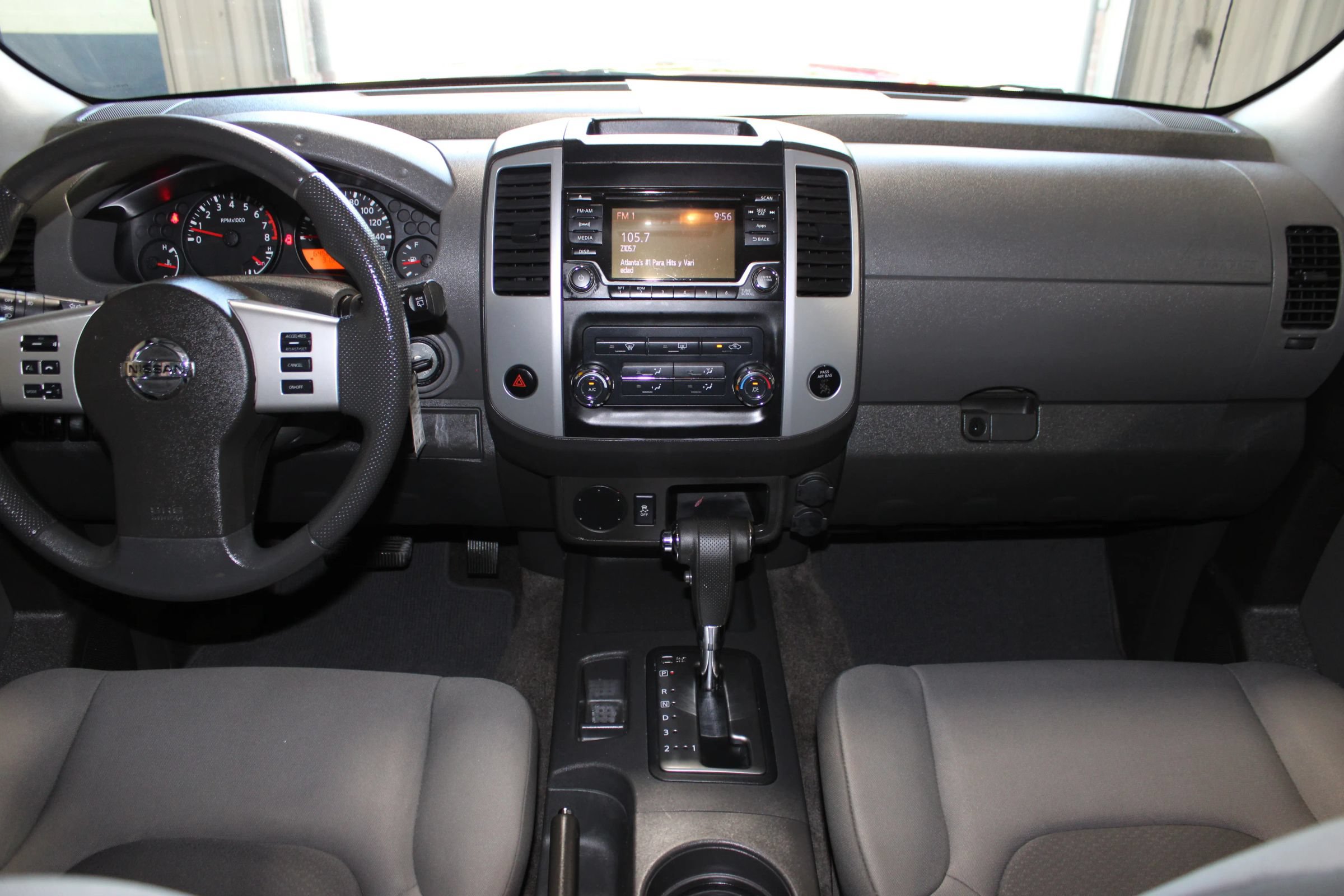 Used 2015 Nissan Xterra S w/ Value Package RWD image 12