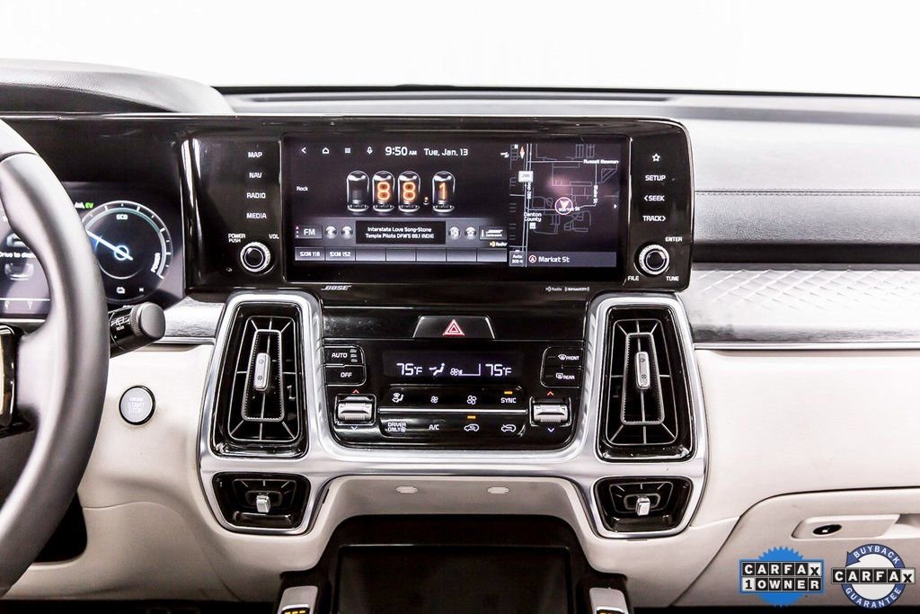 Used 2022 Kia Sorento SX Prestige w/ Panoramic Sunroof Package image 21