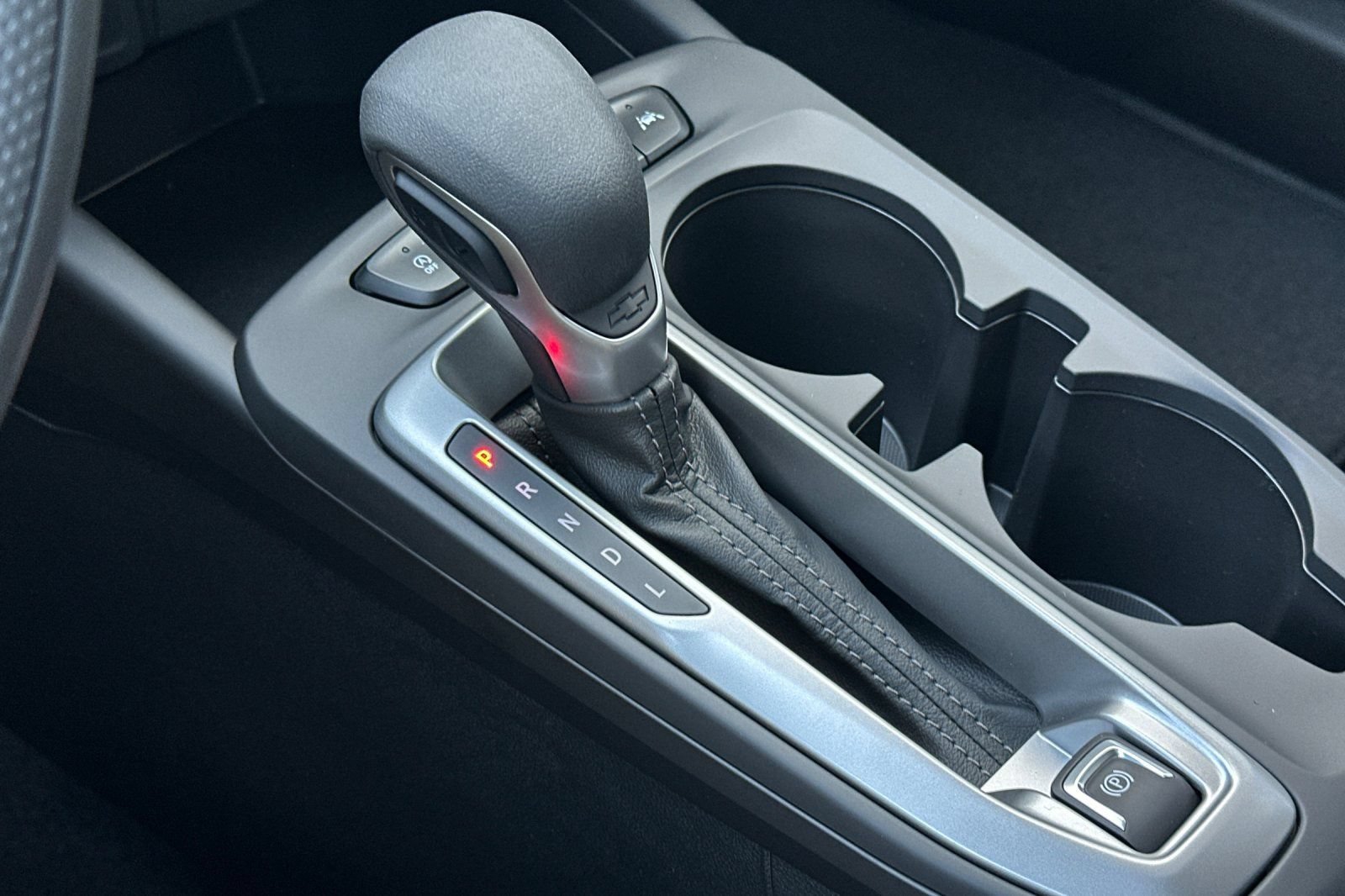 New 2026 Chevrolet Trax LS w/ LS Convenience Package FWD image 21