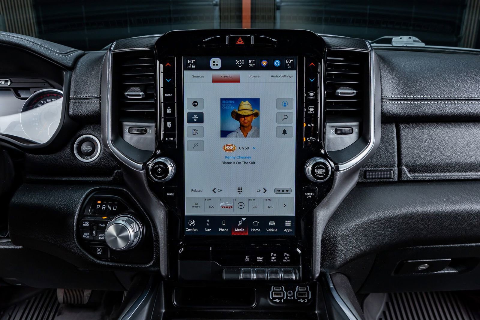 Used 2024 RAM 1500 Laramie image 24