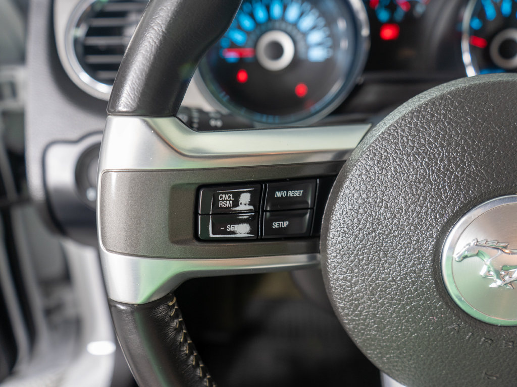 Used 2014 Ford Mustang GT RWD image 13
