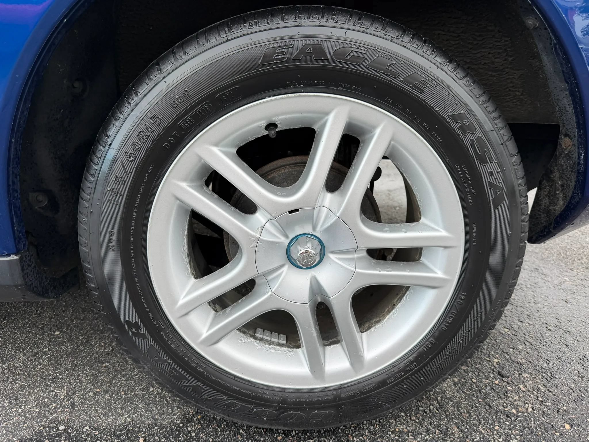 Used 2003 Toyota Celica GT FWD image 29