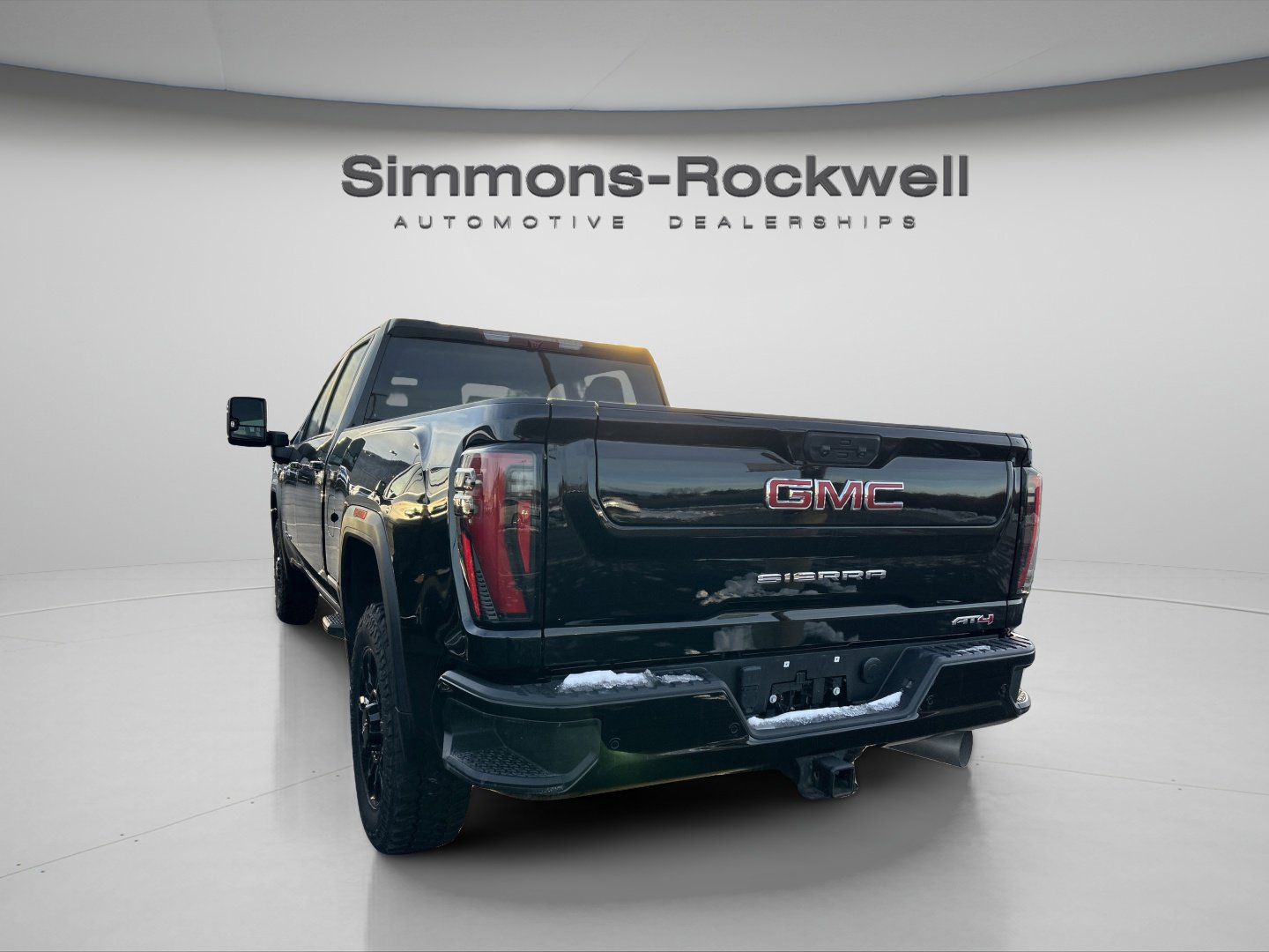 Used 2024 GMC Sierra 2500 AT4 image 16