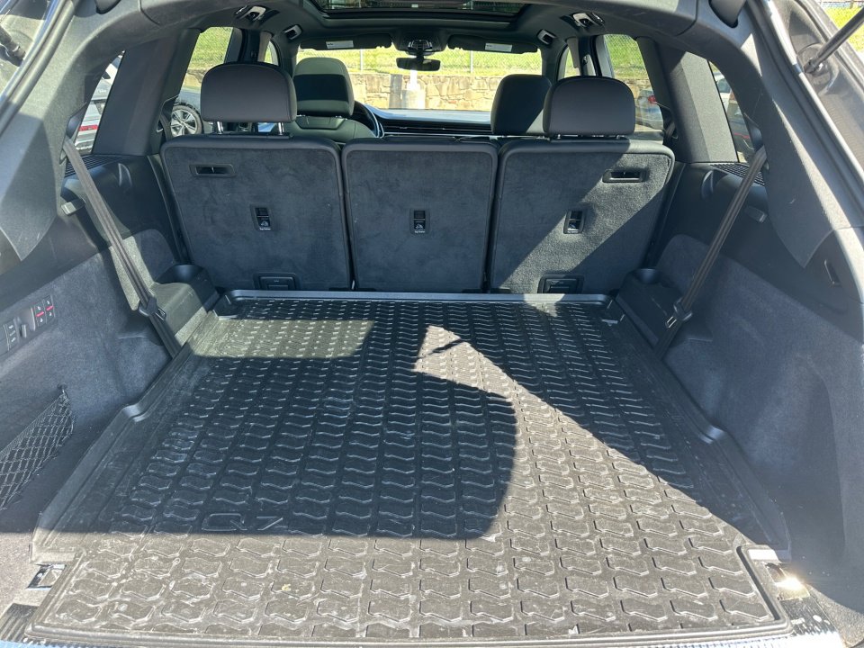 Used 2023 Audi Q7 3.0T Prestige w/ Prestige Package image 17