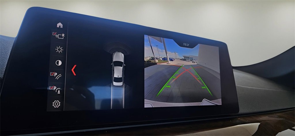 Used 2019 BMW 530i w/ Convenience Package image 31